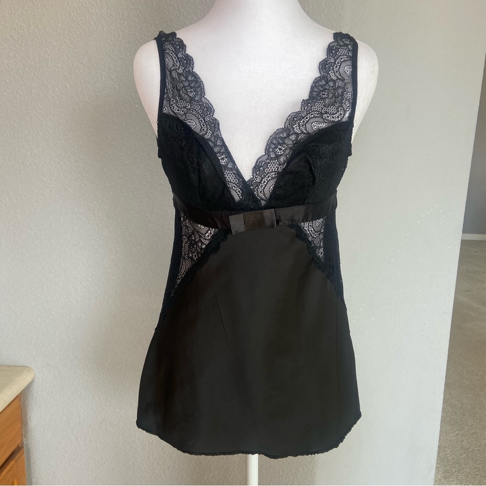 Elegant Black Lace Chemise